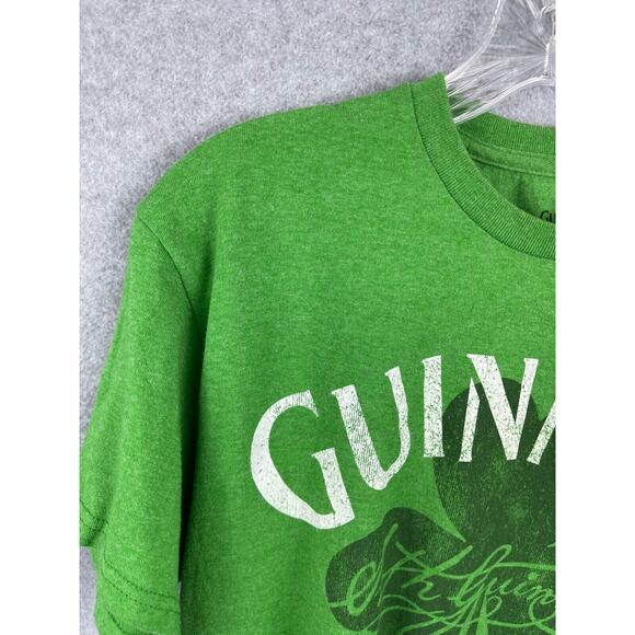 Guinness Stout Shirt Men's M Green Short Sleeve Beer Brewery Irish Pub Bar - Picture 3 of 9